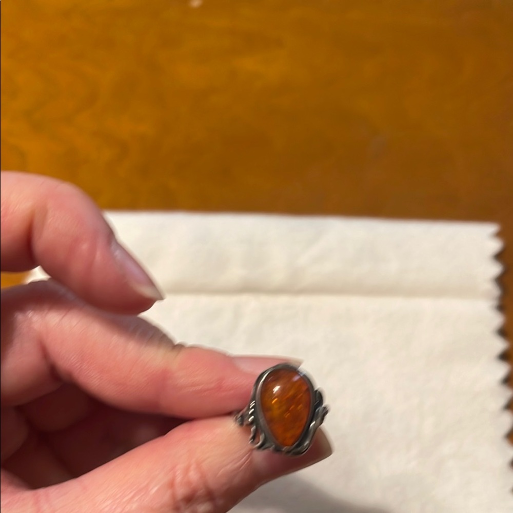 Antique Sterling Silver Amber Ring - Picture 3 of 5